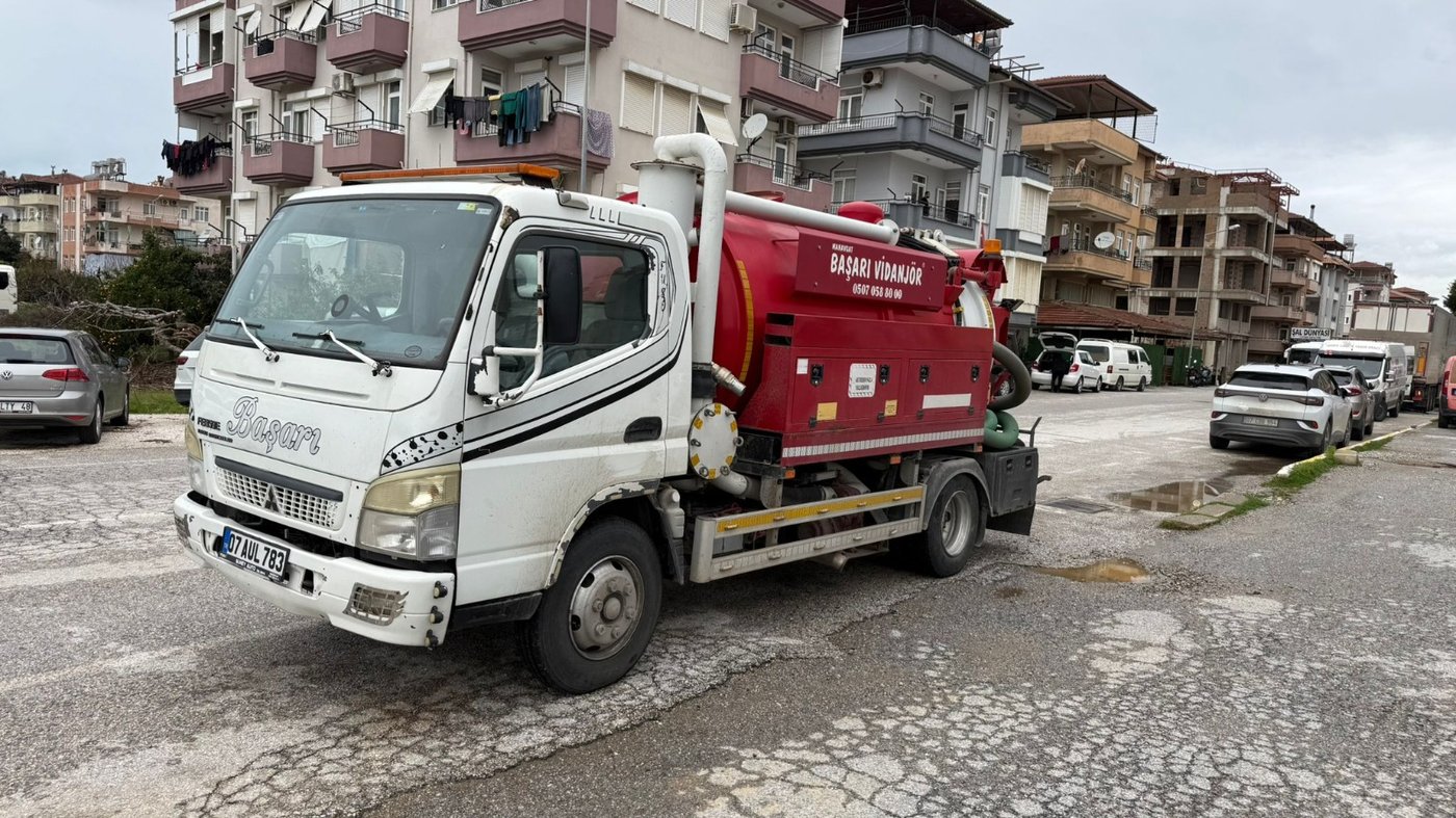 Başarı Vidanjör White King özel jet aracı Manavgat
